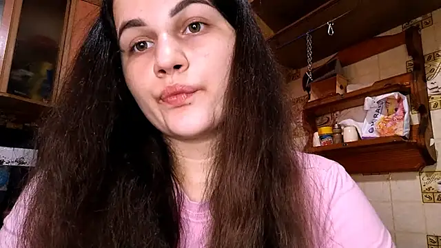 Snapshot of DierdreCousineau chatting on 29, 10, 2025 DierdreCousineau online show from 29, 10, 2025