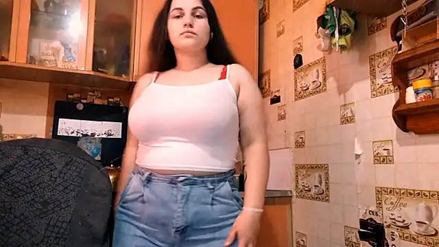 Snapshot of DierdreCousineau chatting on 2, 11, 2025 DierdreCousineau online show from 2, 11, 2025