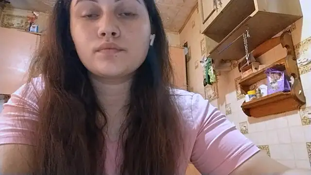 Snapshot of DierdreCousineau chatting on 17, 9, 2025 DierdreCousineau online show from 17, 9, 2025