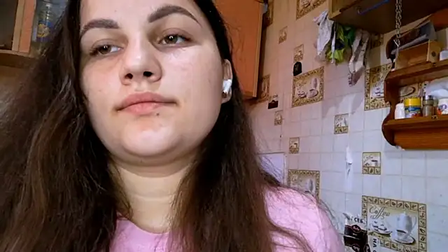 Snapshot of DierdreCousineau chatting on 15, 10, 2025 DierdreCousineau online show from 15, 10, 2025