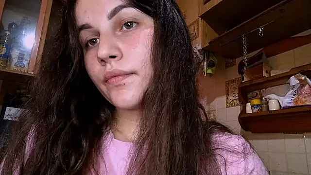 Snapshot of DierdreCousineau chatting on 23, 10, 2025 DierdreCousineau online show from 23, 10, 2025