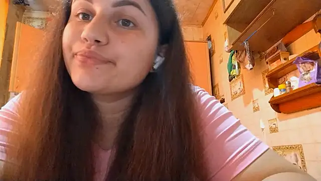 Snapshot of DierdreCousineau chatting on 9, 9, 2025 DierdreCousineau online show from 9, 9, 2025