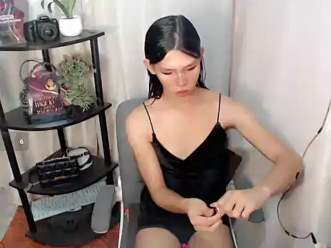 slutty whore anne online show from 3, 5, 2026