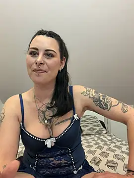 LadyNocturne online show from 18, 4, 2026