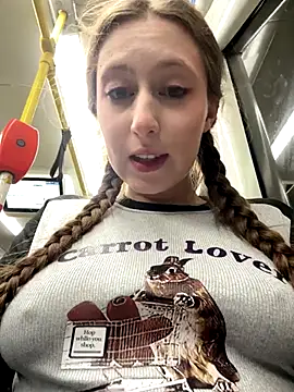 FroggyAnna online show from 16, 12, 2025