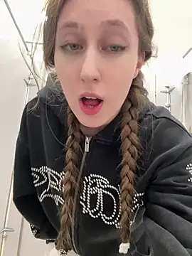 FroggyAnna online show from 10, 6, 2026
