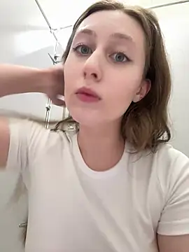 FroggyAnna online show from 4, 7, 2026