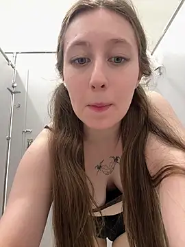 FroggyAnna online show from 28, 7, 2026