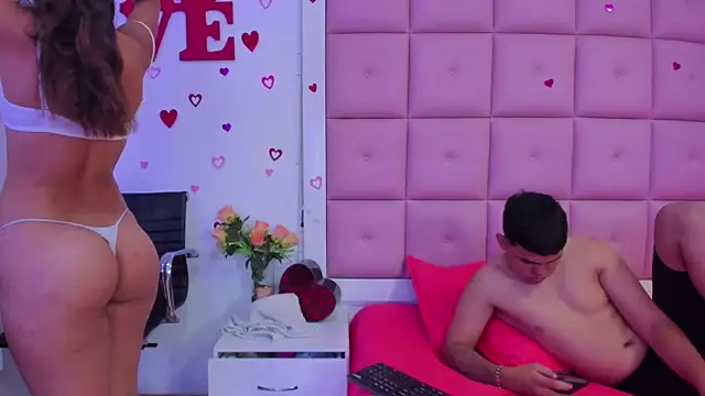 Aliss Aron online show from 11, 3, 2026