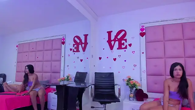 Aliss Aron online show from 6, 3, 2026