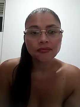 Isbettyche online show from 9, 9, 2025