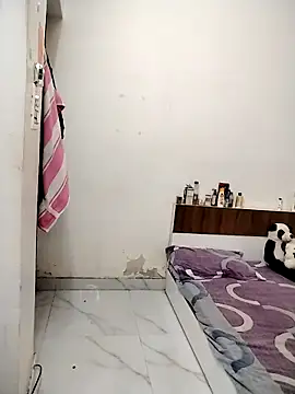 Sexy vernilla online show from 5, 5, 2026