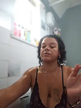 Snapshot of GoddessChantelle chatting on 4, 6, 2026 GoddessChantelle online show from 4, 6, 2026