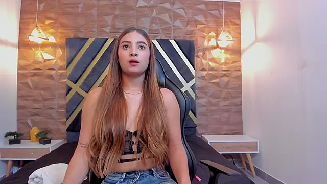 Alana cox  online show from 7, 11, 2025