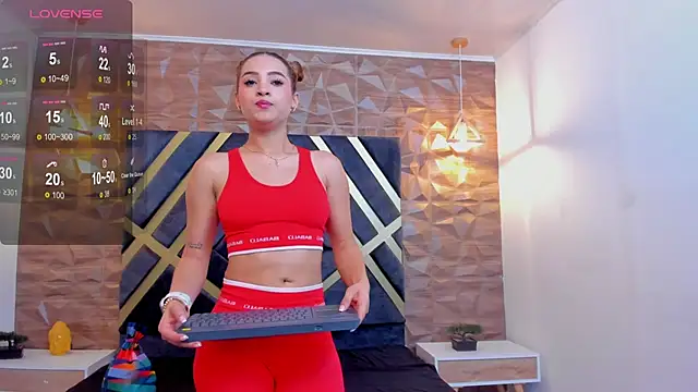 Alana cox  online show from 13, 11, 2025