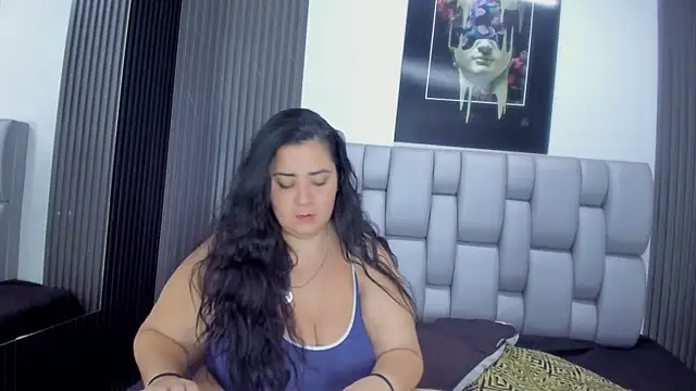 Bora Lajuana online show from 5, 11, 2025