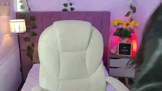 VioletBlacke  online show from 5, 12, 2025