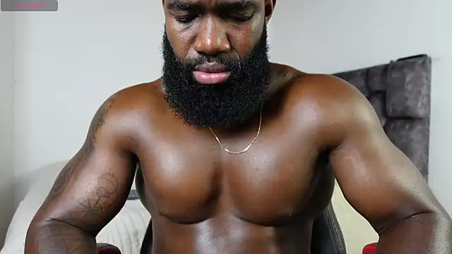 Snapshot of james_musclebbc chatting on 30, 6, 2026 james musclebbc online show from 30, 6, 2026