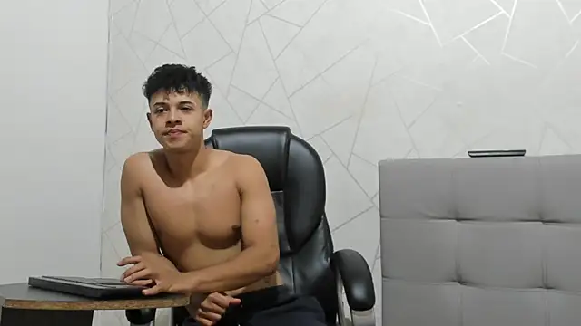 Alex Colton7 online show from 15, 11, 2025