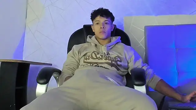 Alex Colton7 online show from 2, 12, 2025