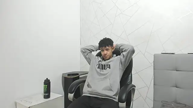 Alex Colton7 online show from 14, 11, 2025