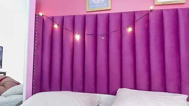 cosplaydate online show from 16, 10, 2025