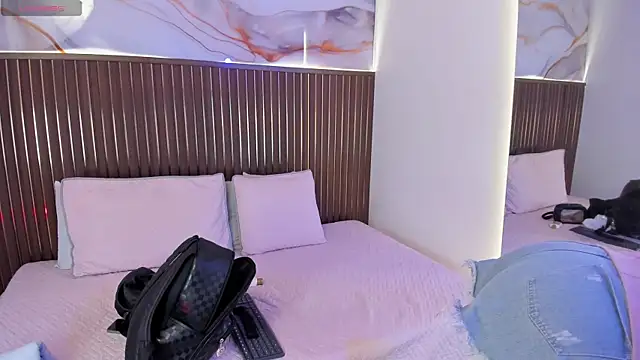 Roxie-NS online show from 1, 10, 2025