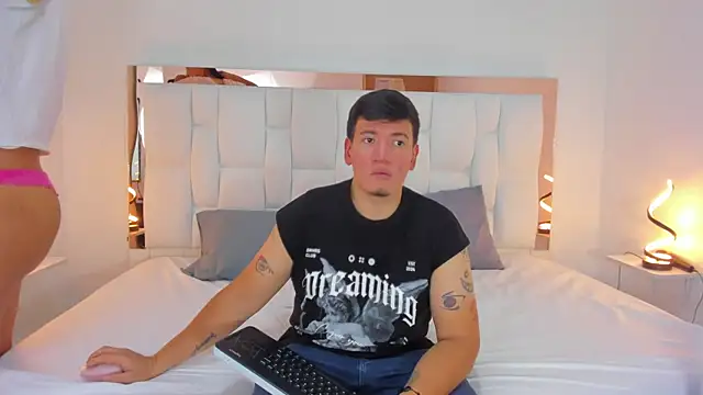 ZoeandEthan online show from 16, 9, 2025