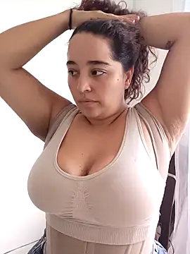 LoanaSantos online show from 10, 5, 2026