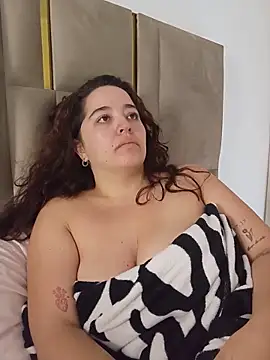LoanaSantos online show from 2, 6, 2026