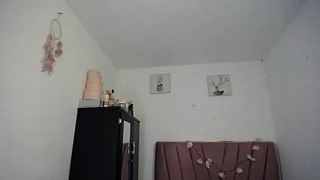 Snapshot of Liahdiaz_ chatting on 10, 7, 2026 Liahdiaz online show from 10, 7, 2026