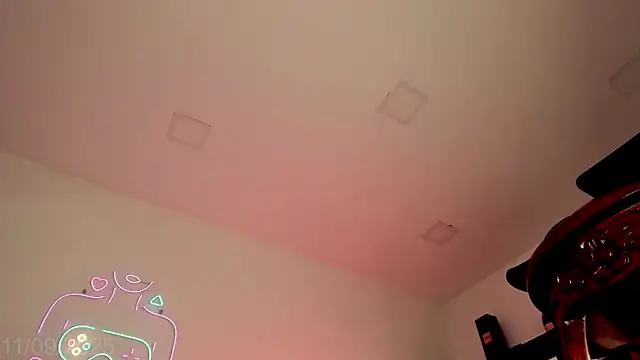 Isabella Haddad online show from 11, 9, 2025