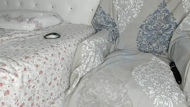 twinwoke12 online show from 6, 2, 2026