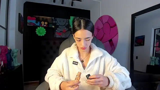 miIa bratz online show from 17, 4, 2026