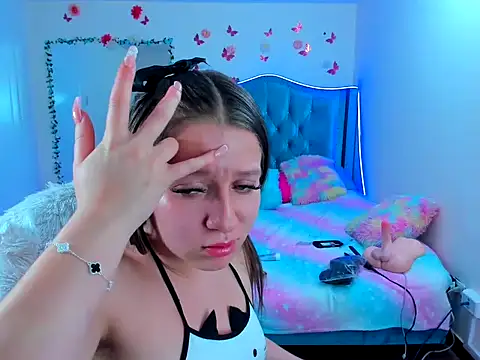 Luna Analya online show from 23, 9, 2025