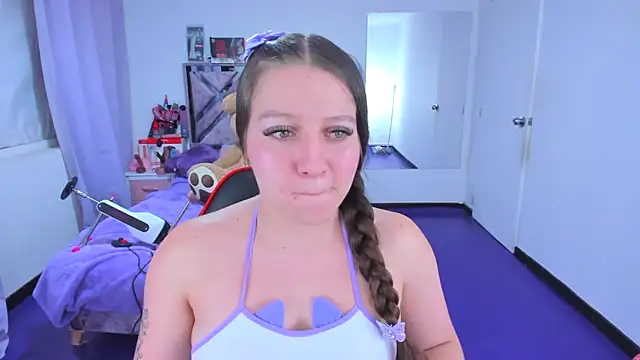 Luna Analya online show from 7, 2, 2026