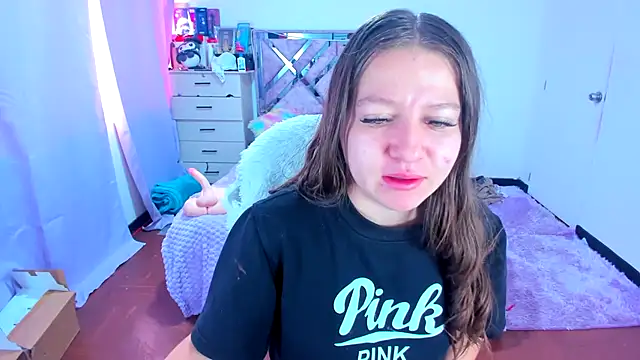 Luna Analya online show from 24, 10, 2025