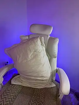 Vicky Saidi online show from 10, 11, 2025