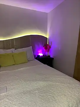 Vicky Saidi online show from 20, 12, 2025