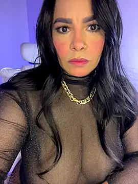 Vicky Saidi online show from 5, 11, 2025