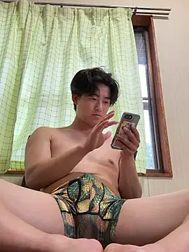 Snapshot of shoma2003 chatting on 8, 6, 2026 shoma2003 online show from 8, 6, 2026