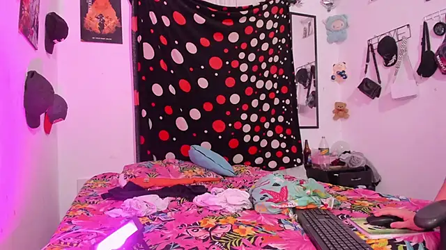 Rihanna hotx online show from 10, 4, 2026