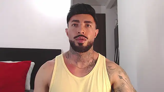 Snapshot of andrea_de_lucaa chatting on 18, 6, 2026 andrea de lucaa online show from 18, 6, 2026