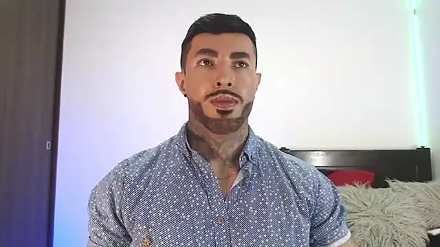 andrea de lucaa online show from 17, 4, 2026