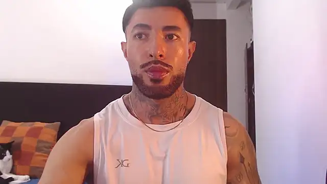Snapshot of andrea_de_lucaa chatting on 16, 7, 2026 andrea de lucaa online show from 16, 7, 2026
