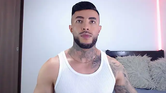 andrea de lucaa online show from 17, 12, 2025