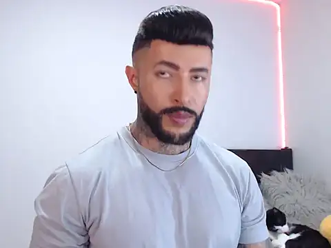 andrea de lucaa online show from 16, 9, 2025