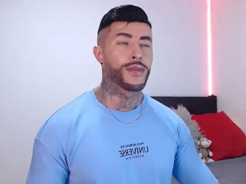 andrea de lucaa online show from 26, 11, 2025