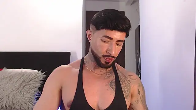 Snapshot of andrea_de_lucaa chatting on 19, 6, 2026 andrea de lucaa online show from 19, 6, 2026