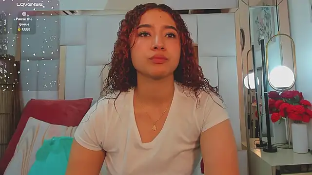 megannherrera online show from 14, 4, 2026